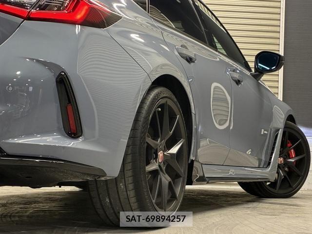 Honda CIVIC 2023-11 2400008-10