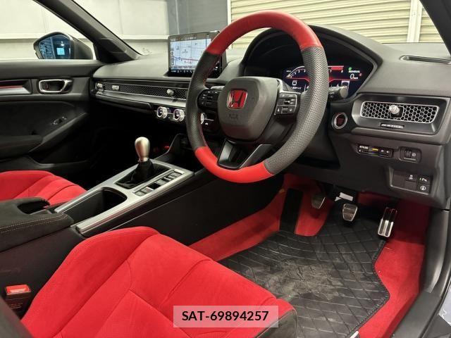 Honda CIVIC 2023-11 2400008-13
