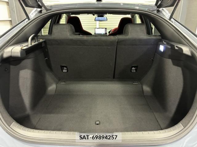 Honda CIVIC 2023-11 2400008-15