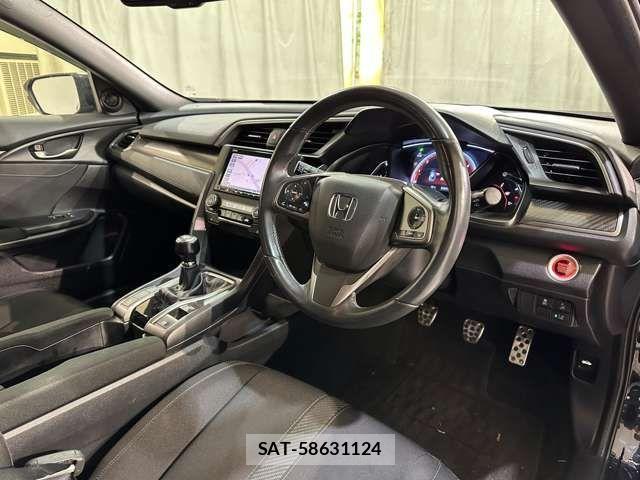 Honda CIVIC 2018-11 3064425-8