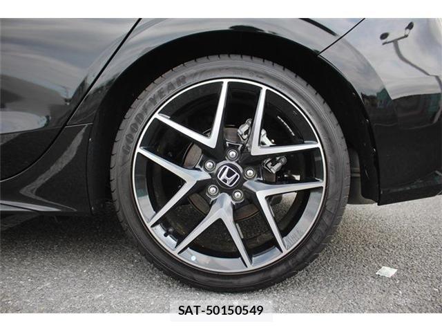 Honda CIVIC 2025-09 3663412-12