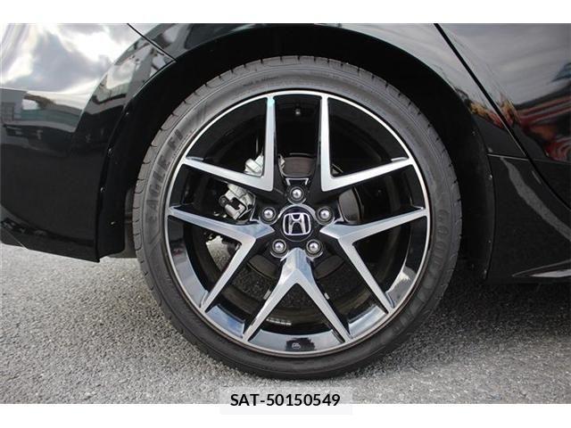Honda CIVIC 2025-09 3663412-13