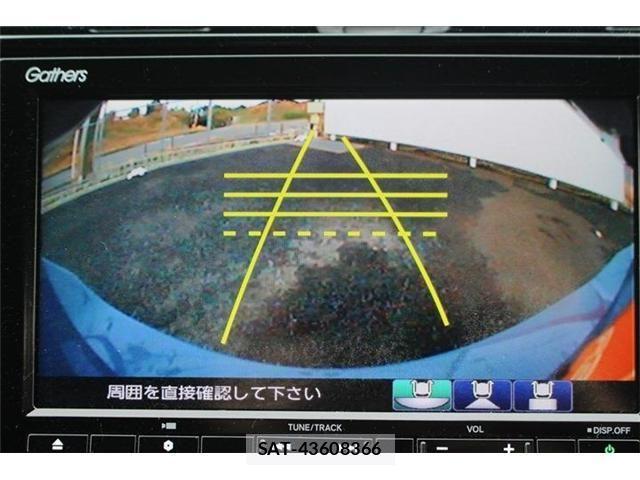Honda CIVIC 2020-02 3933498-2