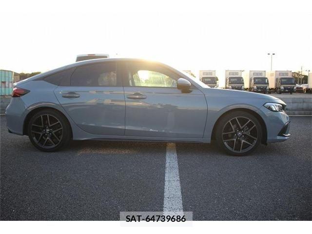 Honda CIVIC 2021-12 4039685-13