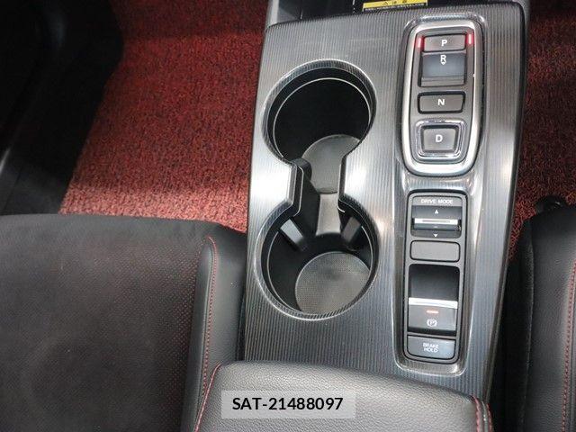 Honda CIVIC 2022-07 4240112-17