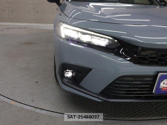 Honda CIVIC 2022-07 4240112-27