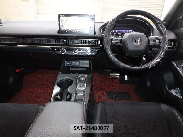 Honda CIVIC 2022-07 4240112-2