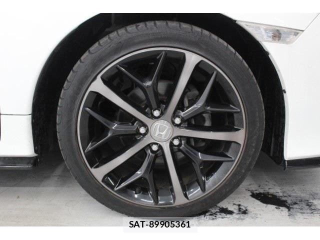 Honda CIVIC 2020-07 4588992-22