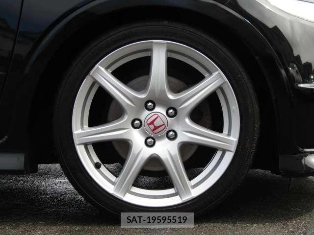 Honda CIVIC 2011-04 4638362-17