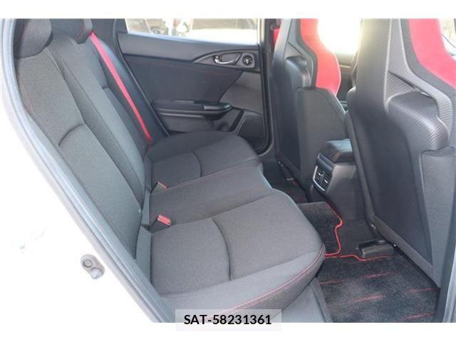 Honda CIVIC 2020-10 4751954-11