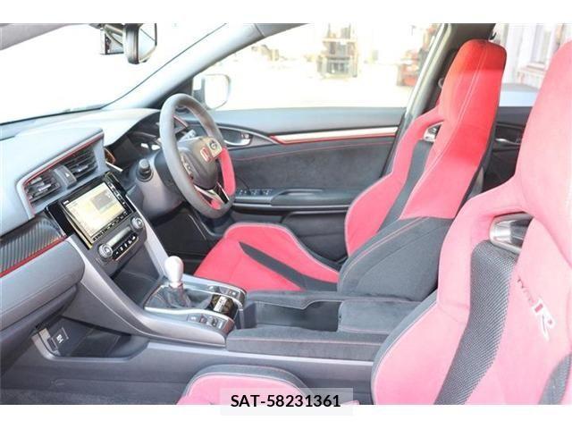 Honda CIVIC 2020-10 4751954-1