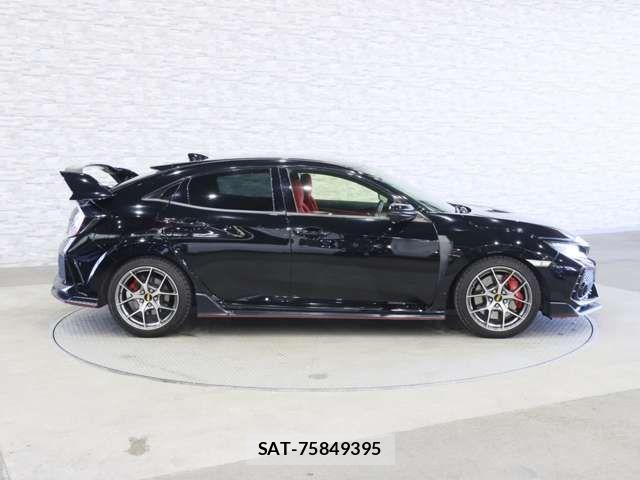 Honda CIVIC 2019-12 4751958-12