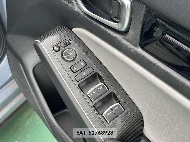 Honda CIVIC 2025-04 4934340-16