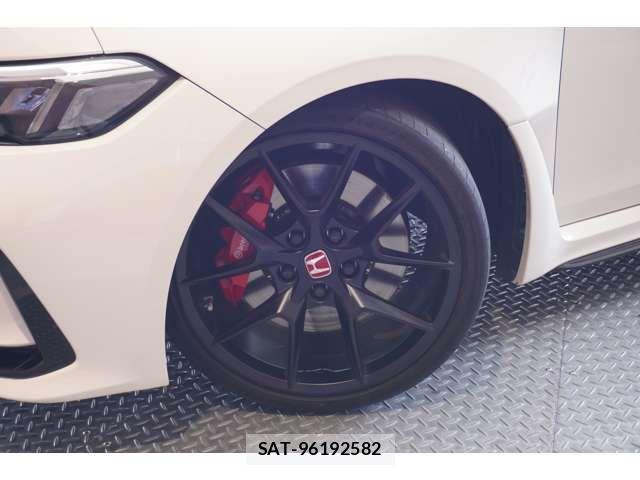 Honda CIVIC 2023-10 5862196-10