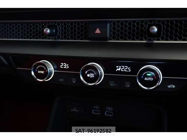 Honda CIVIC 2023-10 5862196-27