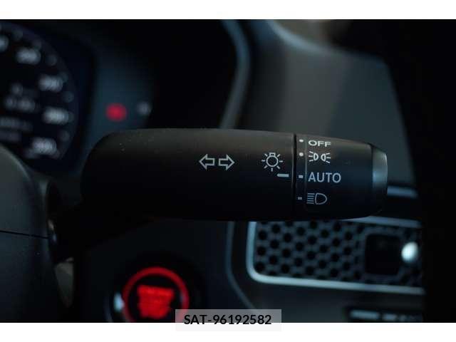 Honda CIVIC 2023-10 5862196-28