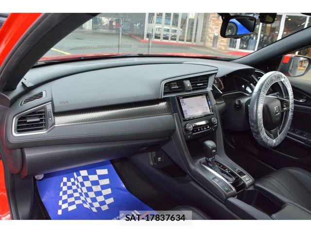 Honda CIVIC 2018-01 5862300-14