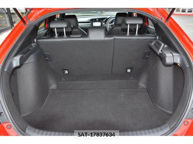 Honda CIVIC 2018-01 5862300-18