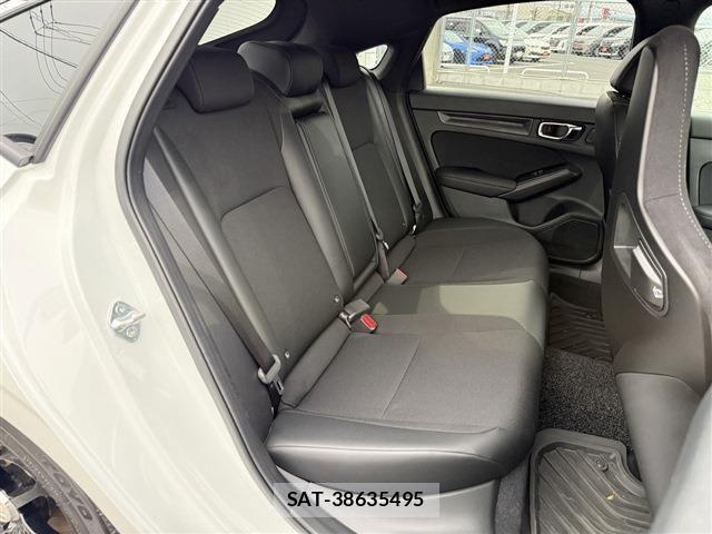 Honda CIVIC 2023-11 6212579-14