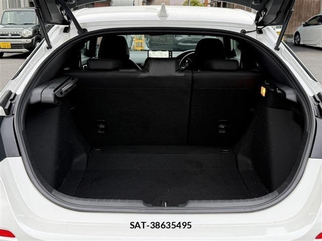 Honda CIVIC 2023-11 6212579-15