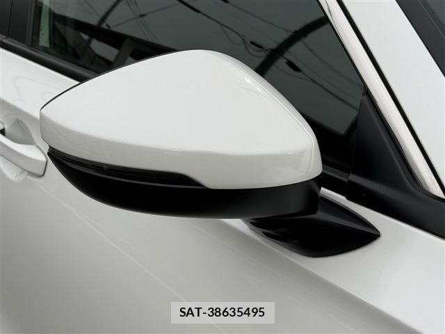 Honda CIVIC 2023-11 6212579-27