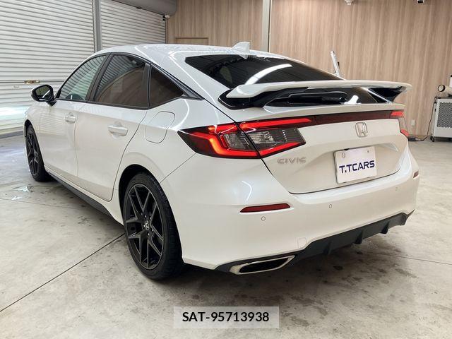 Honda CIVIC 2022-03 6212577-24