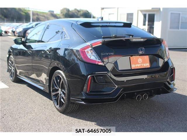 Honda CIVIC 2020-05 6212583-12