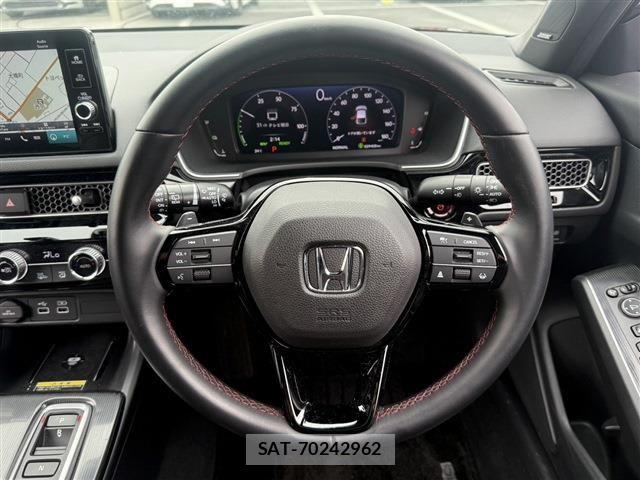 Honda CIVIC 2022-09 6212564-17