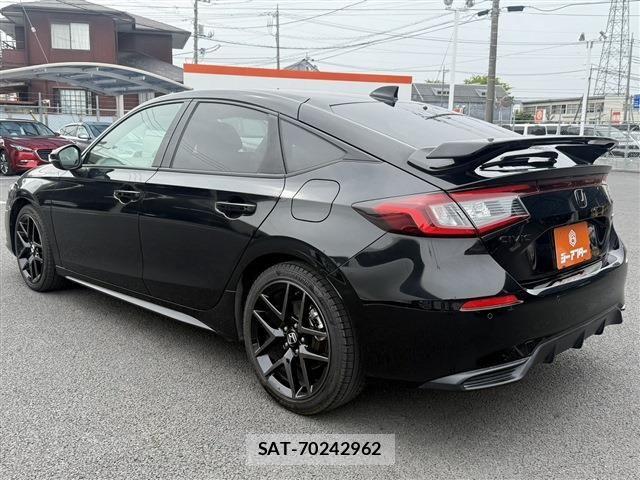 Honda CIVIC 2022-09 6212564-21