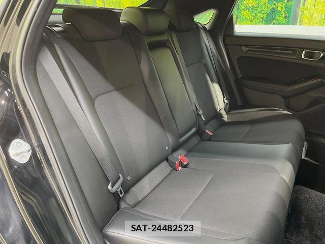 Honda CIVIC 2023-05 6242803-8