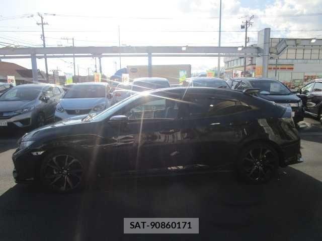 Honda CIVIC 2018-08 6242806-9
