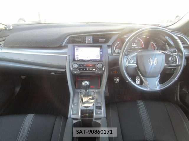 Honda CIVIC 2018-08 6242806-11