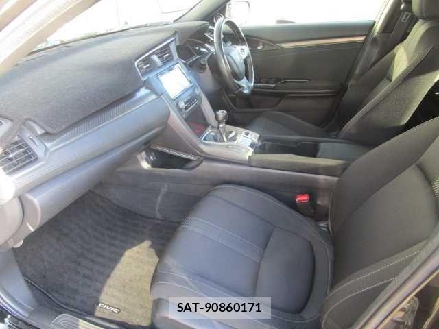 Honda CIVIC 2018-08 6242806-15