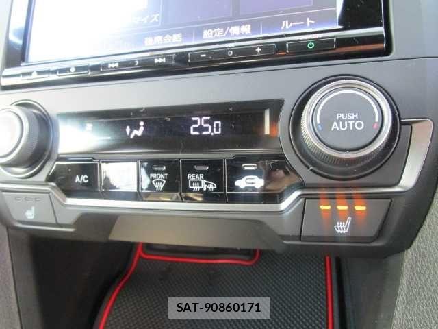 Honda CIVIC 2018-08 6242806-29