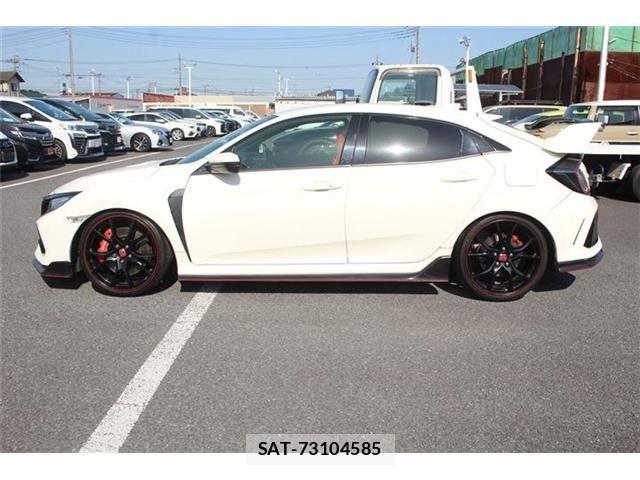 Honda CIVIC 2017-09 6263458-9