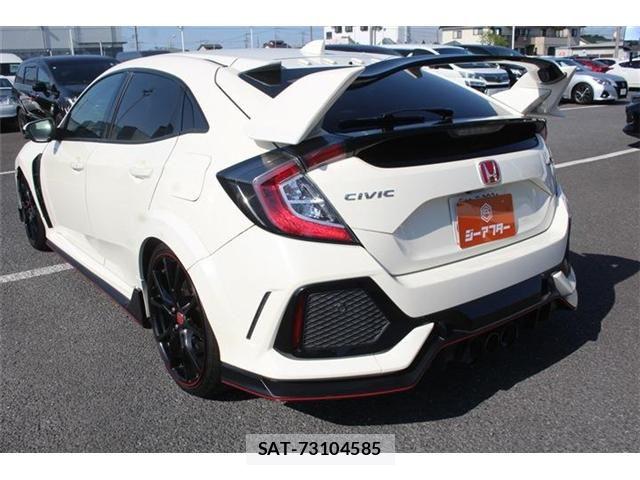 Honda CIVIC 2017-09 6263458-10