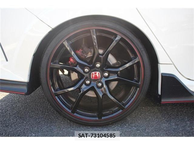 Honda CIVIC 2017-09 6263458-15