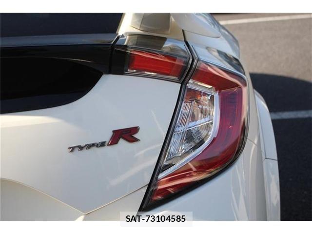 Honda CIVIC 2017-09 6263458-27
