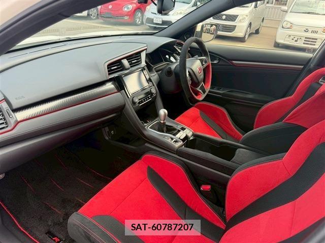 Honda CIVIC 2020-12 6275986-11