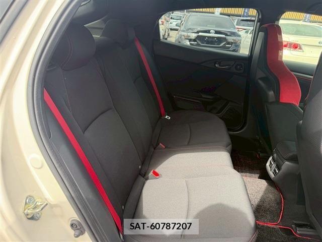Honda CIVIC 2020-12 6275986-16