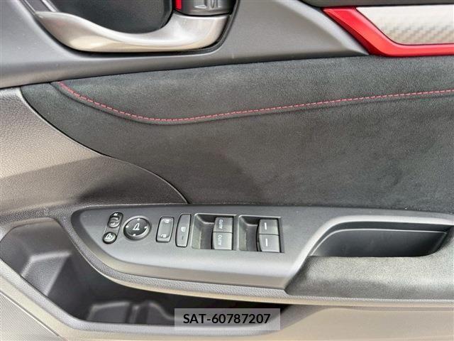 Honda CIVIC 2020-12 6275986-26