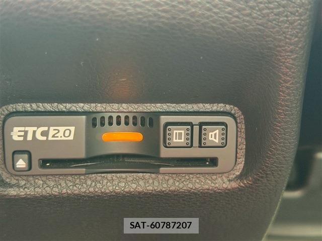 Honda CIVIC 2020-12 6275986-28