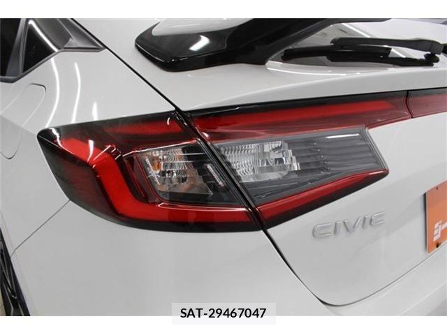 Honda CIVIC 2018-05 6303291-17