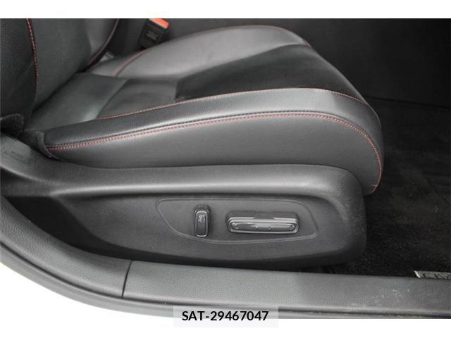 Honda CIVIC 2018-05 6303291-27