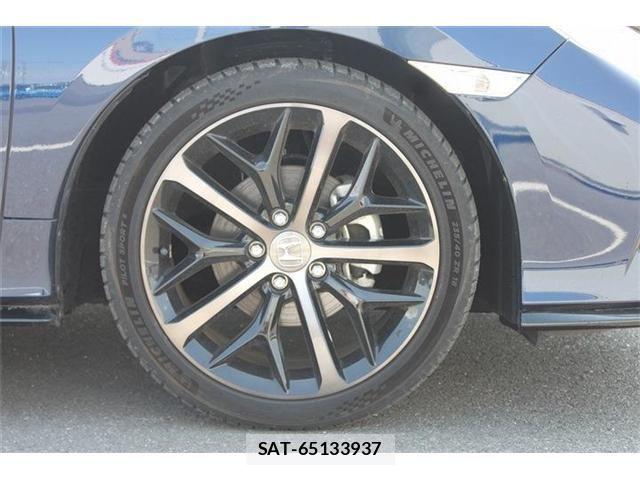Honda CIVIC 2020-04 6496034-17