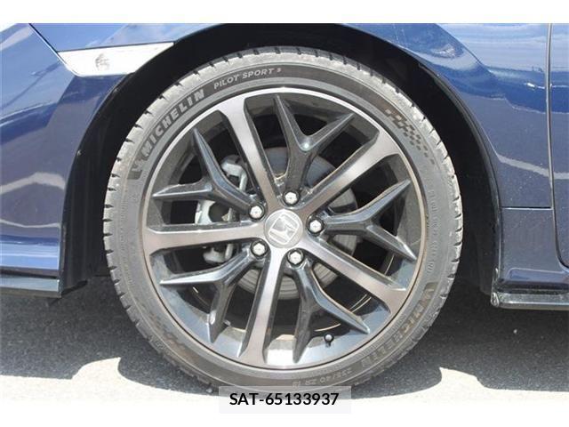 Honda CIVIC 2020-04 6496034-20