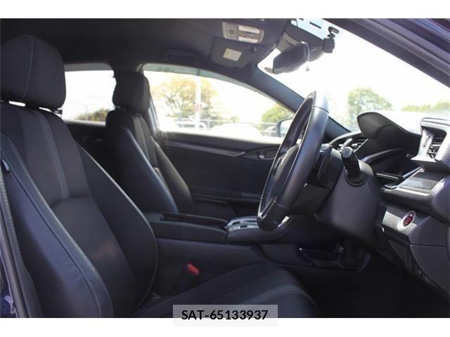 Honda CIVIC 2020-04 6496034-24