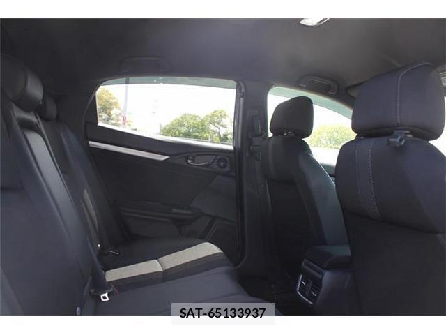 Honda CIVIC 2020-04 6496034-27