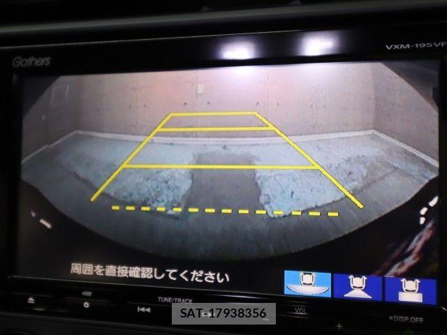 Honda CIVIC 2019-01 6496035-16