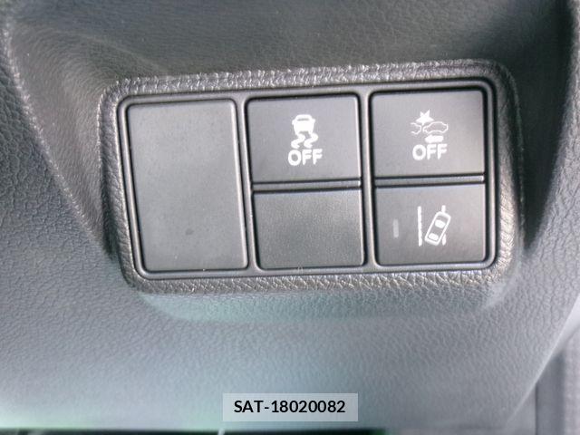 Honda CIVIC 2018-06 6496021-11